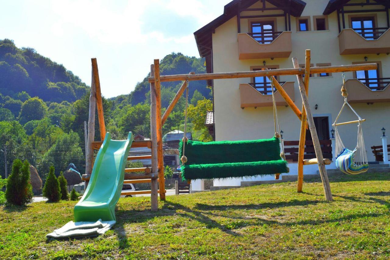 Heaven Guesthouse Corbeni Buitenkant foto