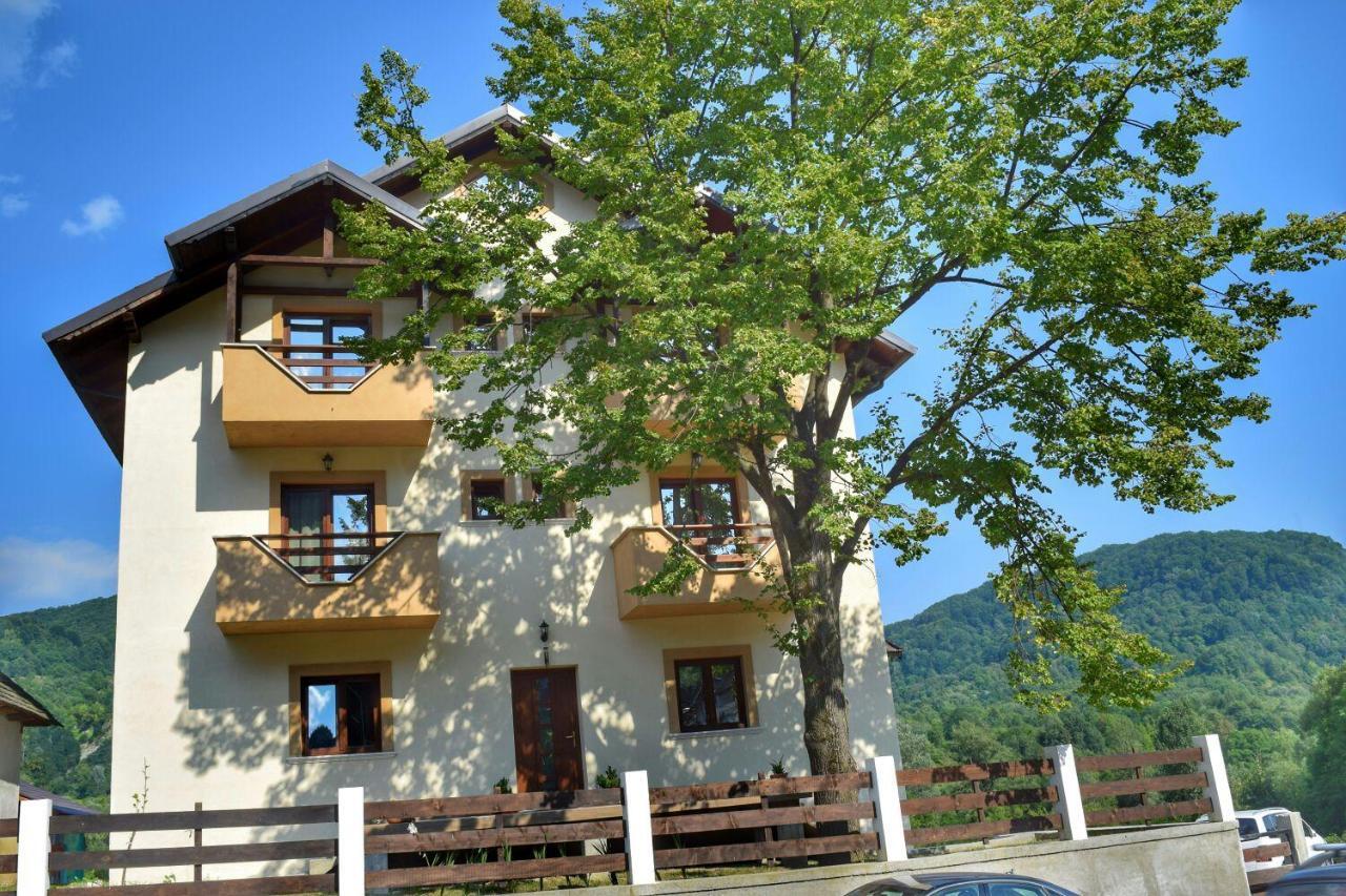 Heaven Guesthouse Corbeni Buitenkant foto