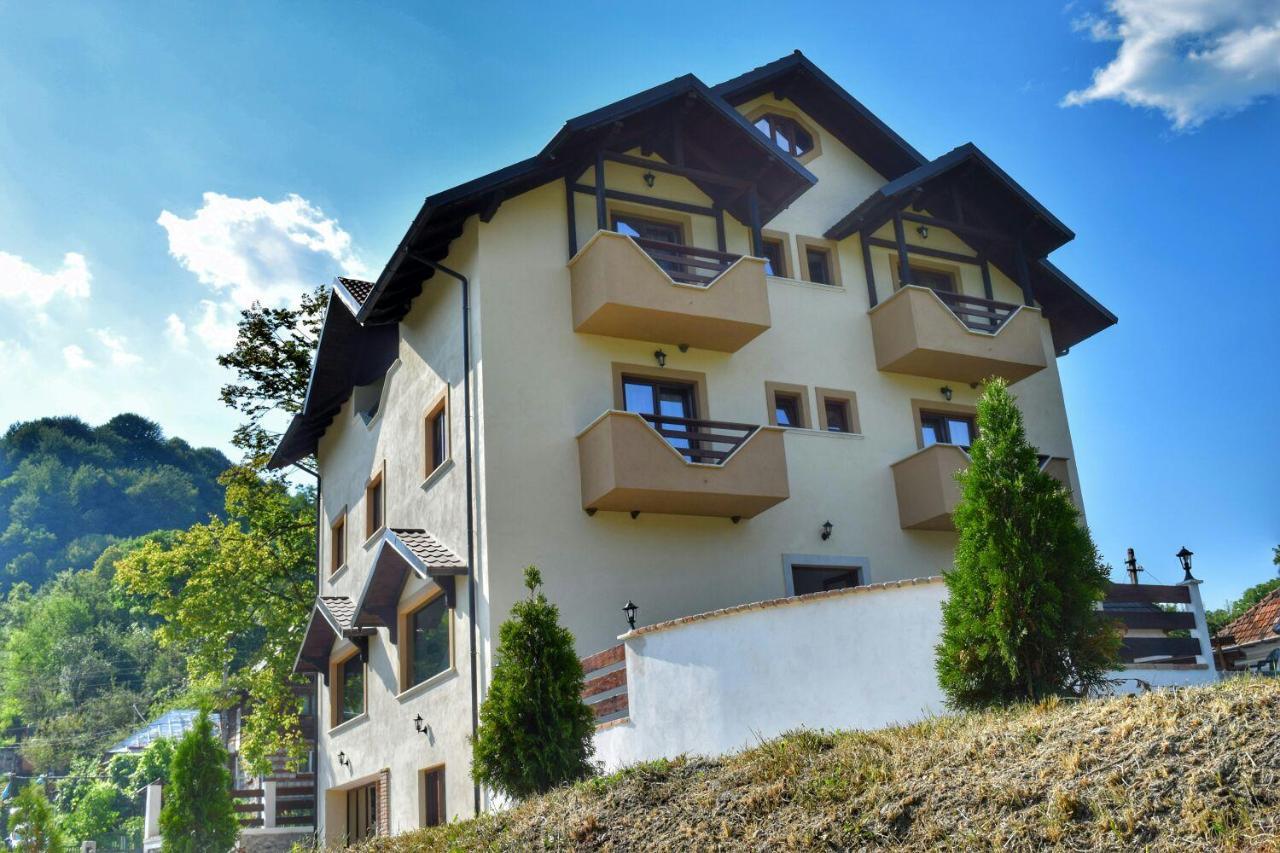 Heaven Guesthouse Corbeni Buitenkant foto