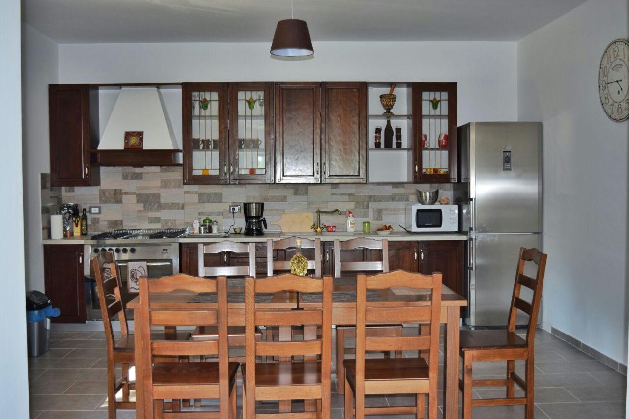 Heaven Guesthouse Corbeni Buitenkant foto